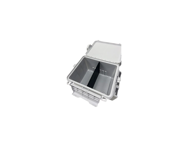 Daiwa Tackle Box TB4000HS Shine White